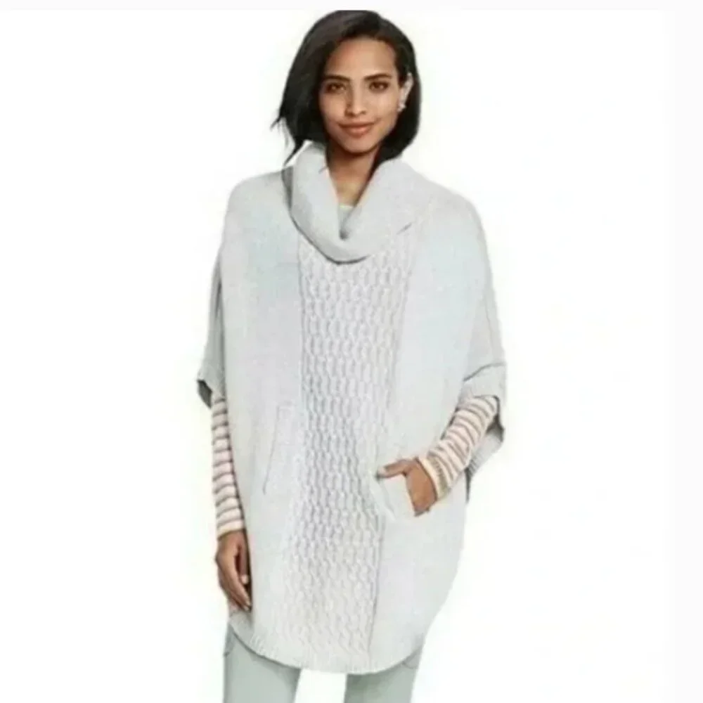Cabi Glacier Cable‎ Knit Poncho Gray Cowl Neck Sweater Oversized Size M #3003